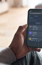 Videokonferenzsoftware auf einem Mobiltelefon