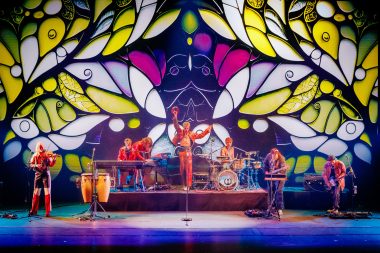 Som Mieux auf dem Podium Afas EdisonPop 2023