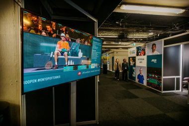 Mehrere Anzeigen zum Verfolgen der Spiele