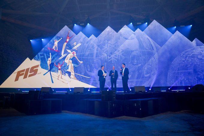 Creatieve opstelling groot LED-scherm