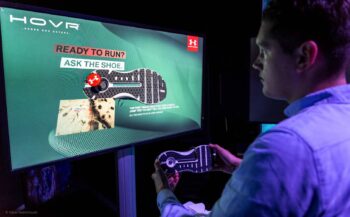 Interactive display station