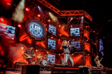 The Tribute Band Live Concert live registratie