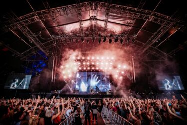 rock concert video screens