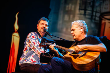 Close-up of performing artists Acda en de Munnik